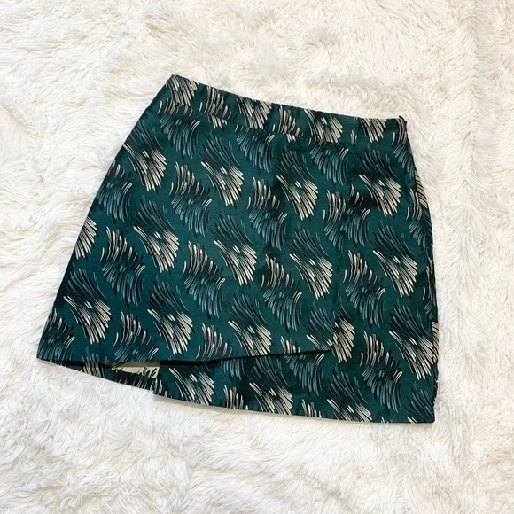 Boutique Jacquard Skirt - Picture 1 of 6
